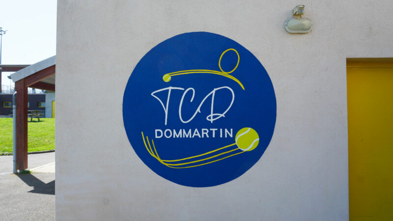 fresque-murale-logo-peint-sur-facade.jpg
